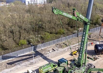 King Lifting All Terrain crane